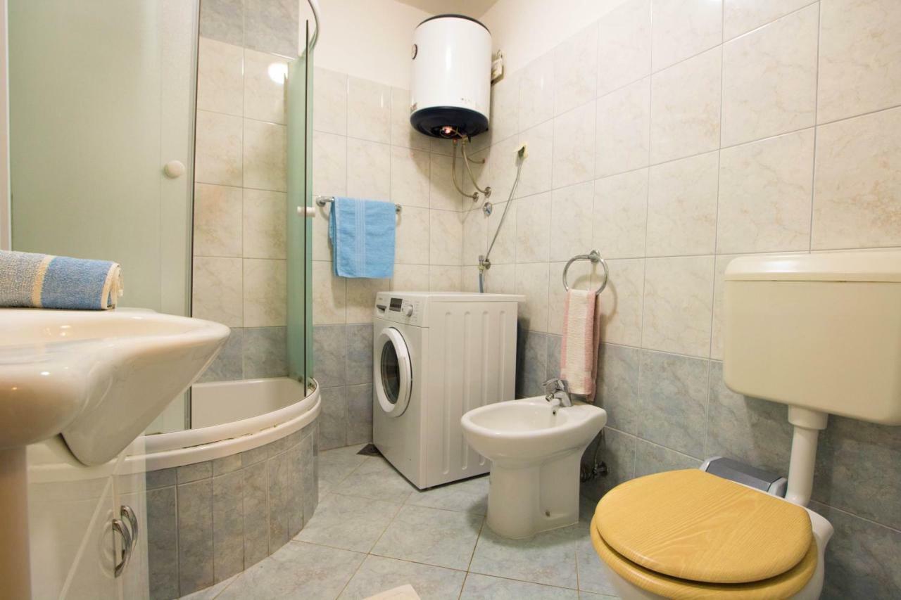 Apartman Juricic Лабин Экстерьер фото